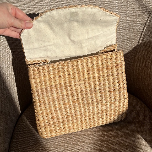 M.M.E The LadyJane No. 5 in White - Picture 5 of 9